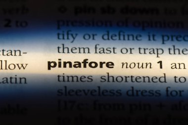 önlük Word'de bir sözlük. önlük kavramı.