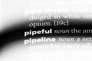 pipeful sözcük sözlüğe. pipeful kavramı.