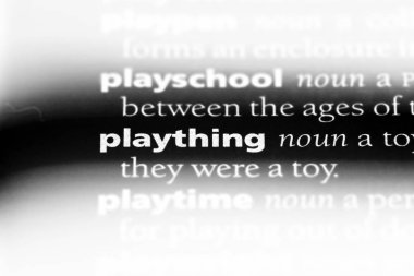 bir sözlüğü'ndeki oyuncak sözcüğü. oyuncak kavramı.