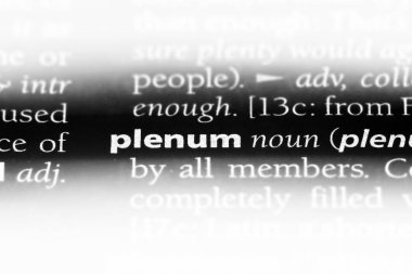 bir sözlüğü'ndeki plenumu sözcüğü. Plenum kavramı.