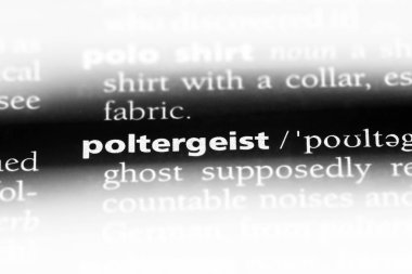 Poltergeist Word'de bir sözlük. kötü ruh kavramı.