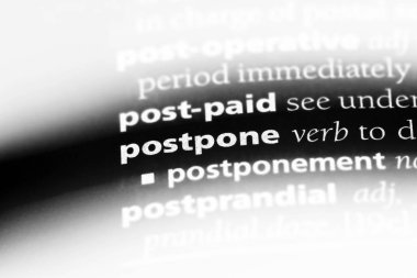 bir sözlüğü'ndeki sözcüğü ertelemek. kavram erteleme.