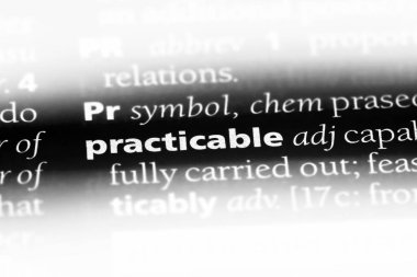 bir sözlüğü'ndeki uygulanabilir sözcüğü. uygulanabilir kavramı.