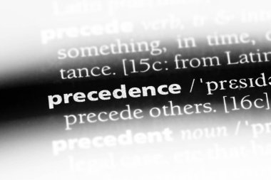 öncelik Word'de bir sözlük. önceliği kavramı.