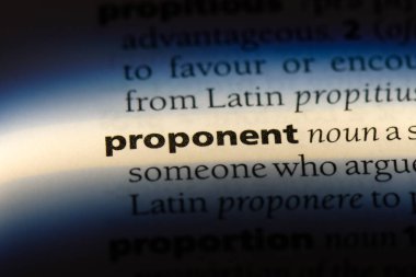 bir sözlüğü'ndeki savunucusu sözcüğü. savunucusu kavramı.