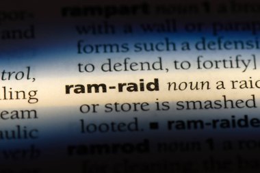 RAM RAID sözcük sözlüğe. RAM RAID kavramı.