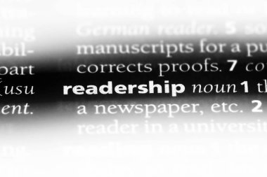 bir sözlüğü'ndeki okuyucu sözcüğü. okuyucu kavramı.