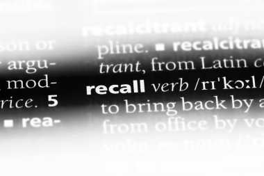 bir sözlüğü'ndeki sözcüğü hatırlayın. geri çekme kavramı.