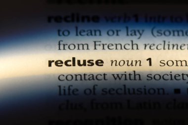 bir sözlüğü'ndeki münzevi sözcüğü. münzevi kavramı.