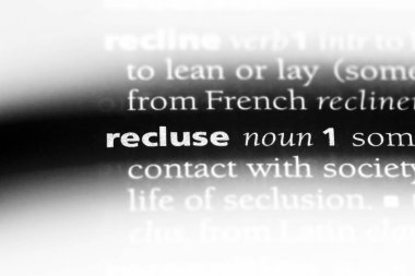 bir sözlüğü'ndeki münzevi sözcüğü. münzevi kavramı.