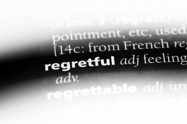 pişman tek kelimeyle bir sözlük. pişman kavramı.