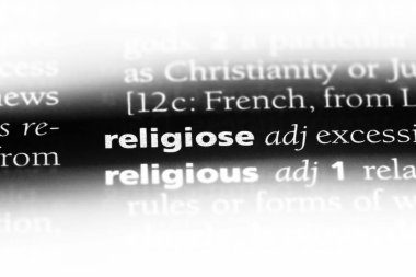 religiose tek kelimeyle bir sözlük. religiose kavramı.