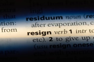 bir sözlüğü'ndeki sözcüğü istifa. kavram istifa.