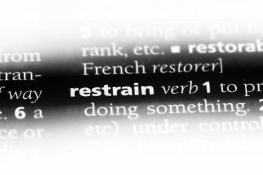 bir sözlüğü'ndeki sözcüğü dizginlemek. kavram dizginlemek.