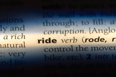 bir sözlük Word'de git. Konsept binmek.