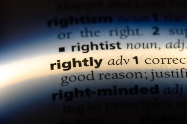 haklı olarak tek kelimeyle bir sözlük. haklı olarak kavramı.