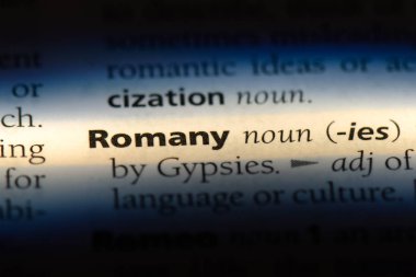 Çingenece sözcük sözlüğe. roman kavramı.