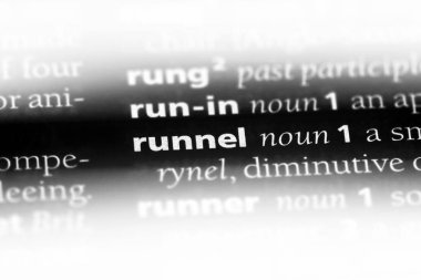 bir sözlüğü'ndeki sandık sözcüğü. sandık kavramı.