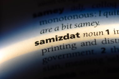 bir sözlüğü'ndeki Samizdat sözcüğü. Samizdat kavramı.