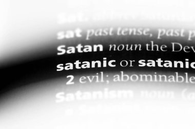 şeytani tek kelimeyle bir sözlük. şeytani kavramı.