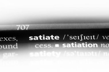 bir sözlüğü'ndeki sözcüğü doyurmak. kavram doyurmak.