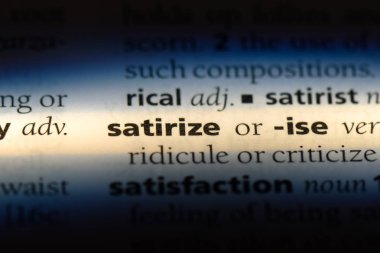 bir sözlüğü'ndeki sözcüğü hicvetmek. kavram hicvetmek.