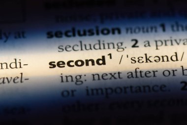 İkinci kelime sözlüğe. İkinci kavram.