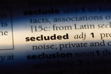 gözlerden uzak tek kelimeyle bir sözlük. gözlerden uzak kavramı.