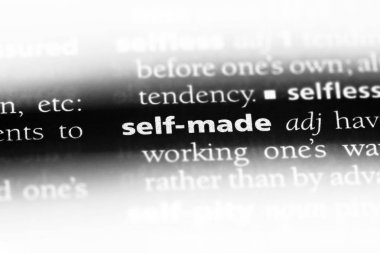 kendi kendine yapılan tek kelimeyle bir sözlük. yapılan öz kavramı.