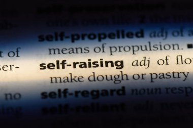 kendini bir sözlüğü'ndeki sözcüğü yükselterek. benlik kavramı yetiştirme.