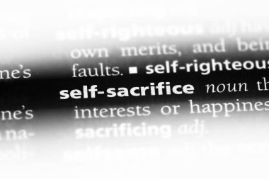 kendini bir sözlüğü'ndeki sözcüğü kurban. benlik kavramı kurban.