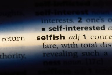 bencil tek kelimeyle bir sözlük. bencil kavramı.