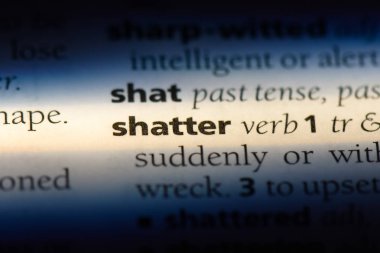 bir sözlüğü'ndeki sözcüğü paramparça. kavram paramparça.