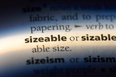 bir sözlüğü'ndeki büyükçe sözcüğü. büyükçe kavramı.