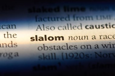 Slalom Word'de bir sözlük. Slalom kavramı.