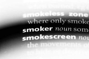 Sigara içen bir sözlük tek kelimeyle. Sigara içen kavramı.