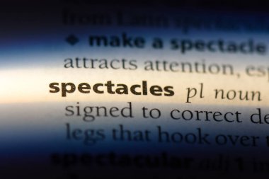 bir sözlüğü'ndeki gözlük sözcüğü. Gözlük kavramı.