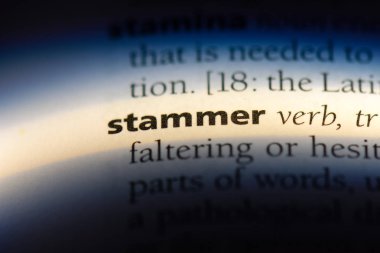 bir sözlüğü'ndeki sözcüğü kekemelik. kavram kekemelik.