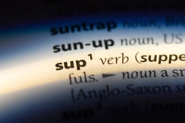 bir sözlüğü'ndeki sözcüğü sup. kavram sup.