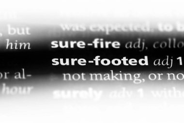 Tabii ki ayaklı tek kelimeyle bir sözlük. Tabii ki ayaklı kavramı.