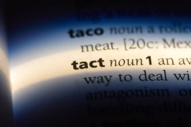 bir sözlüğü'ndeki inceliğini sözcüğü. nezaket kavramı.