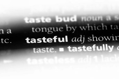 Tek kelimeyle zevkli bir sözlük. zevkli kavramı.