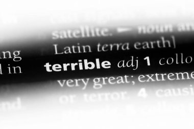 Tek kelimeyle korkunç bir sözlük. korkunç kavramı.