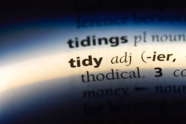 düzenli tek kelimeyle bir sözlük. düzenli kavramı.