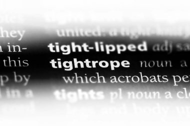 cambaz ipinde Word'de bir sözlük. cambaz ipinde kavramı.