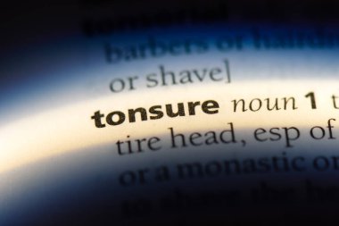 bir sözlüğü'ndeki sözcüğü tonsure. tonsure kavramı.