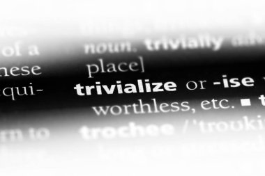 bir sözlüğü'ndeki sözcüğü hafifletir. kavram hafifletir.