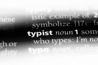 Daktilo Word'de bir sözlük. Daktilo kavramı.