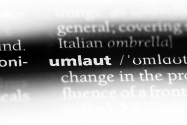 bir sözlüğü'ndeki sözcüğü dönüştürülür. Çift nokta koymak kavramı.