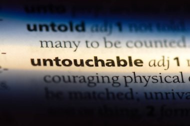 bir sözlüğü'ndeki dokunulmaz sözcüğü. dokunulmaz kavramı.